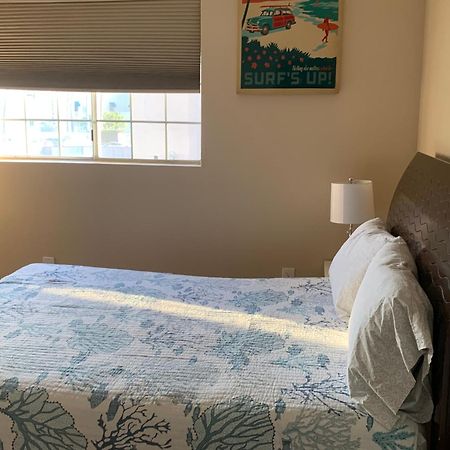 Pacific Breeze Right Next To Huntington Beach Pier! Steps From Beach!! Bagian luar foto