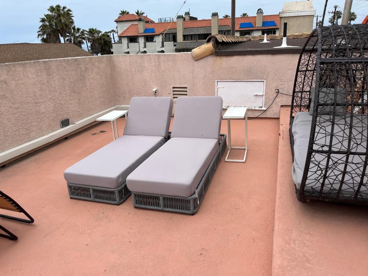Pacific Breeze Right Next To Huntington Beach Pier! Steps From Beach!! Bagian luar foto