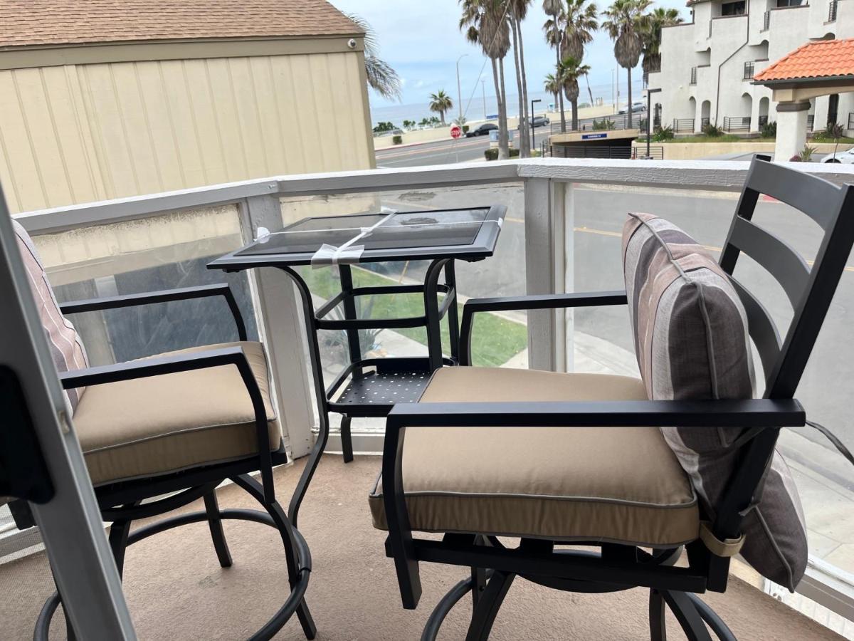 Pacific Breeze Right Next To Huntington Beach Pier! Steps From Beach!! Bagian luar foto