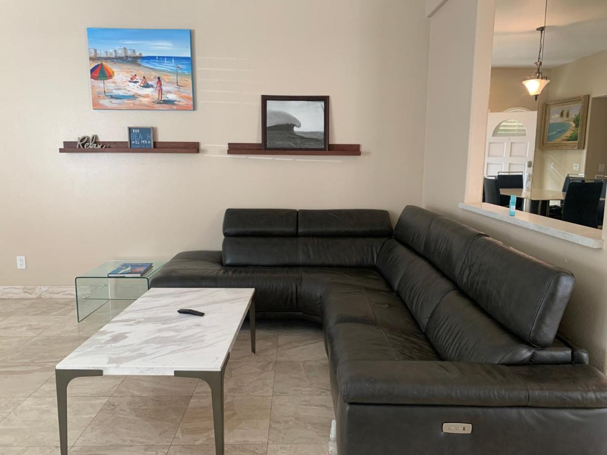 Pacific Breeze Right Next To Huntington Beach Pier! Steps From Beach!! Bagian luar foto