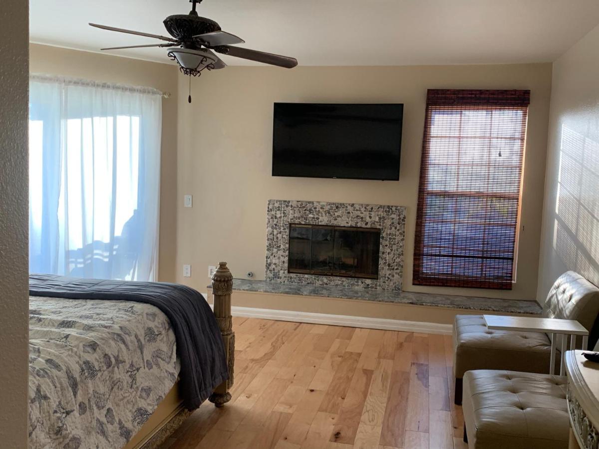 Pacific Breeze Right Next To Huntington Beach Pier! Steps From Beach!! Bagian luar foto